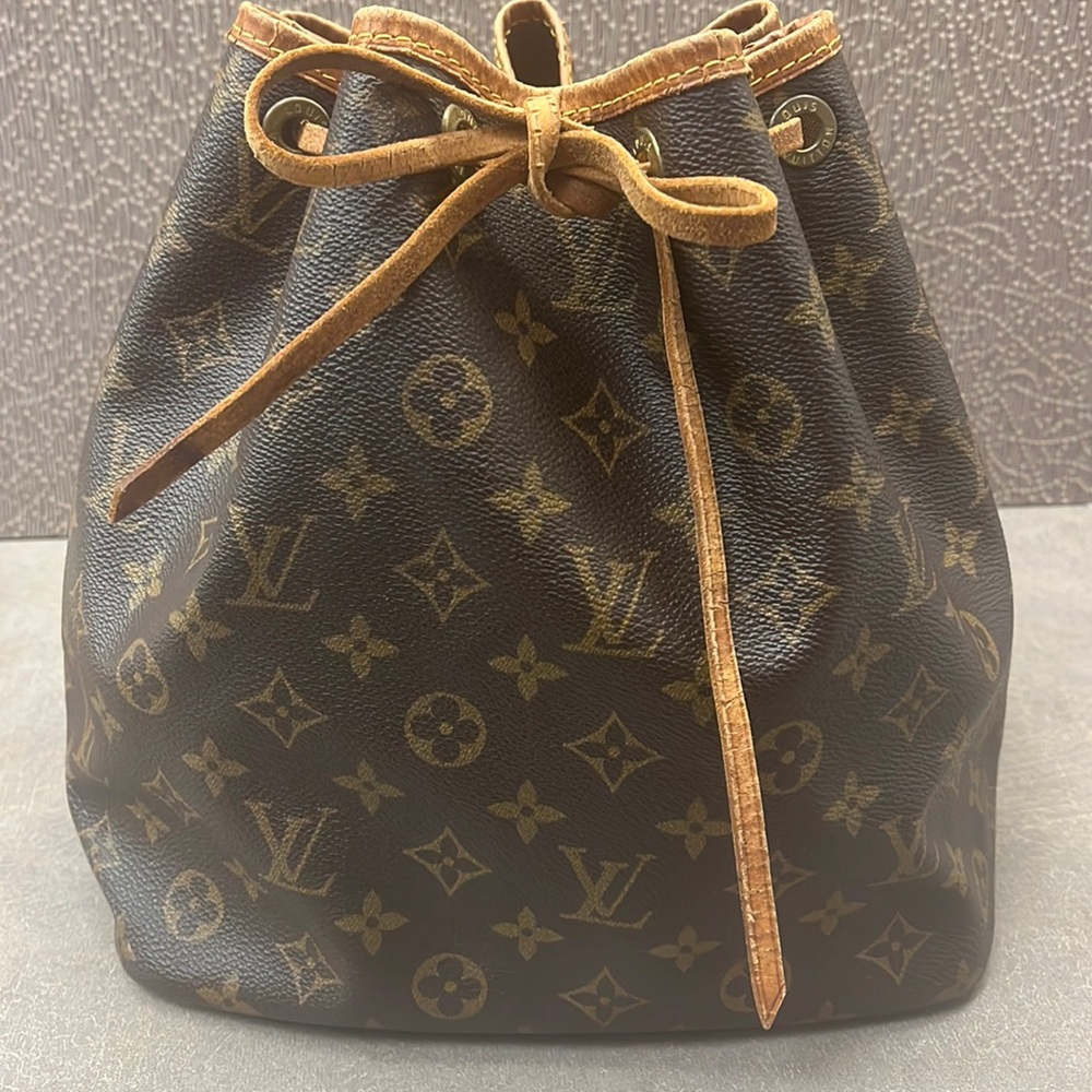 Louis Vuitton Bucket Purse
